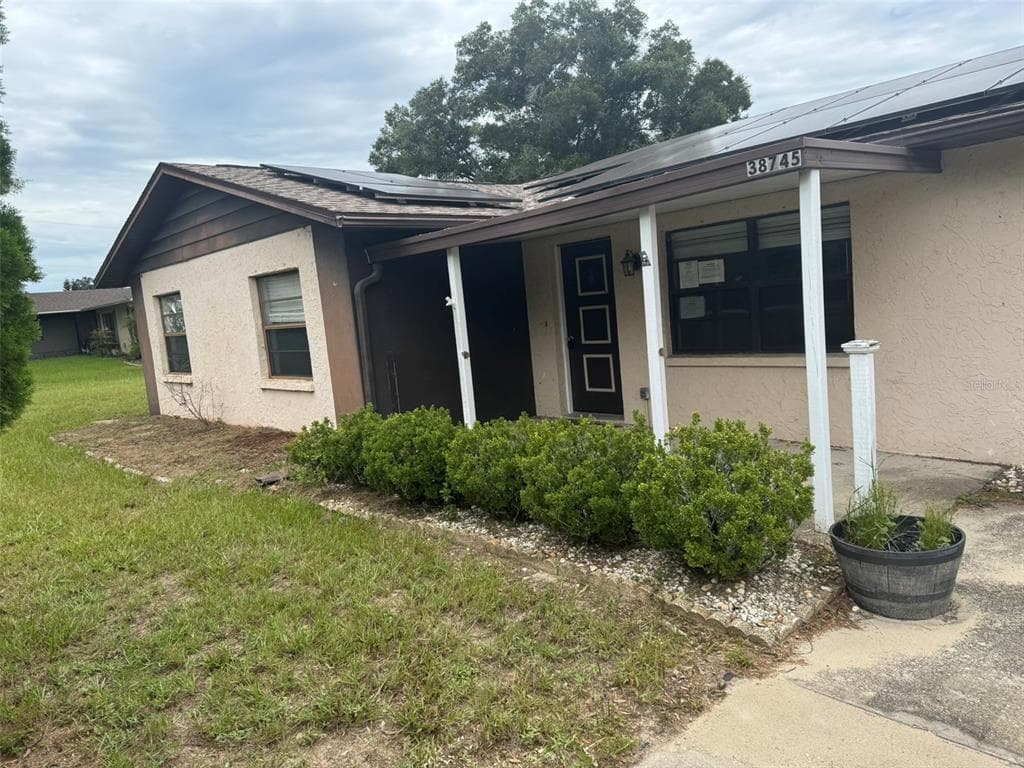 38745 CAMBRIDGE DRIVE ZEPHYRHILLS, FL 33540