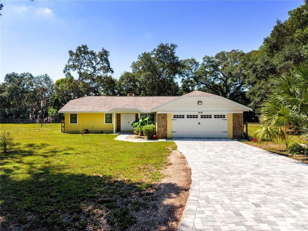 7838 SLOEWOOD DRIVE MOUNT DORA, FL 32757