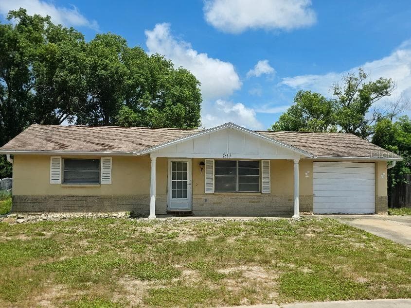 7639 SEASHORE DRIVE PORT RICHEY, FL 34668