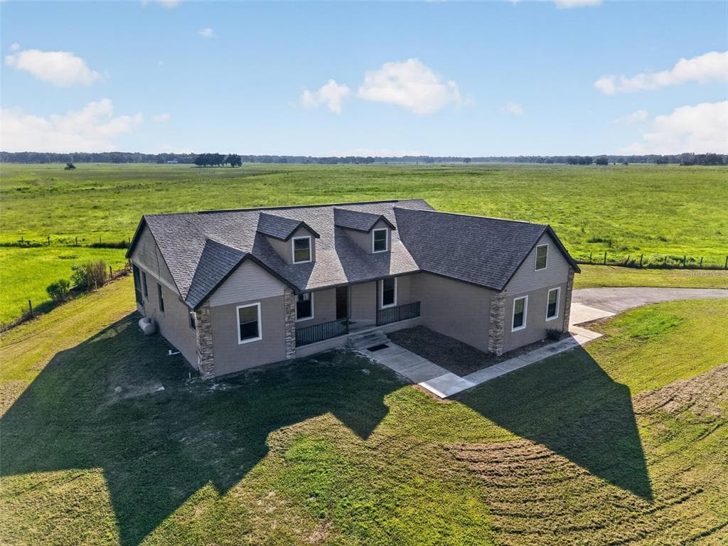4027 N C 470 LAKE PANASOFFKEE, FL 33538