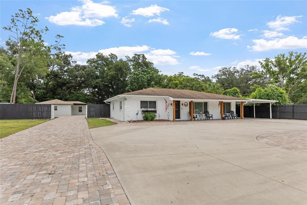 16903 HANNA ROAD LUTZ, FL 33549