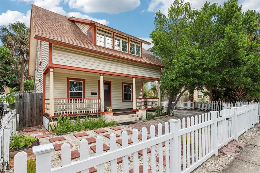 467 9TH AVENUE N ST PETERSBURG, FL 33701