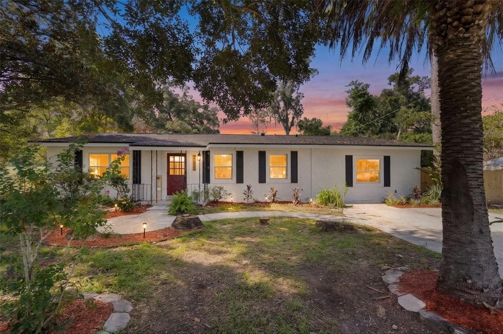37072 JANET CIRCLE DADE CITY, FL 33525