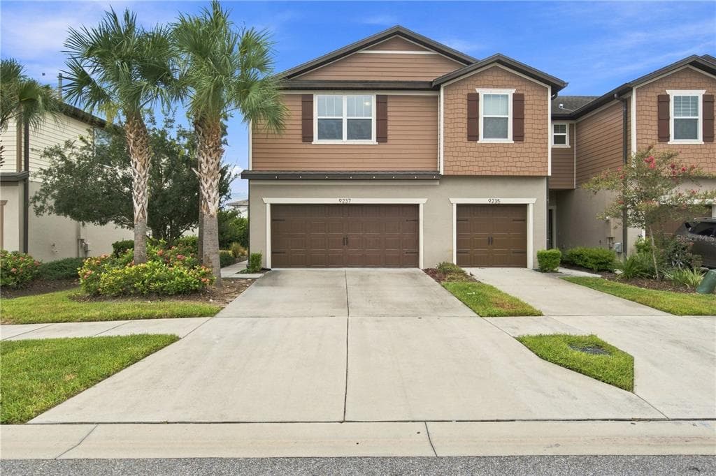 9237 HILLCROFT DRIVE RIVERVIEW, FL 33578