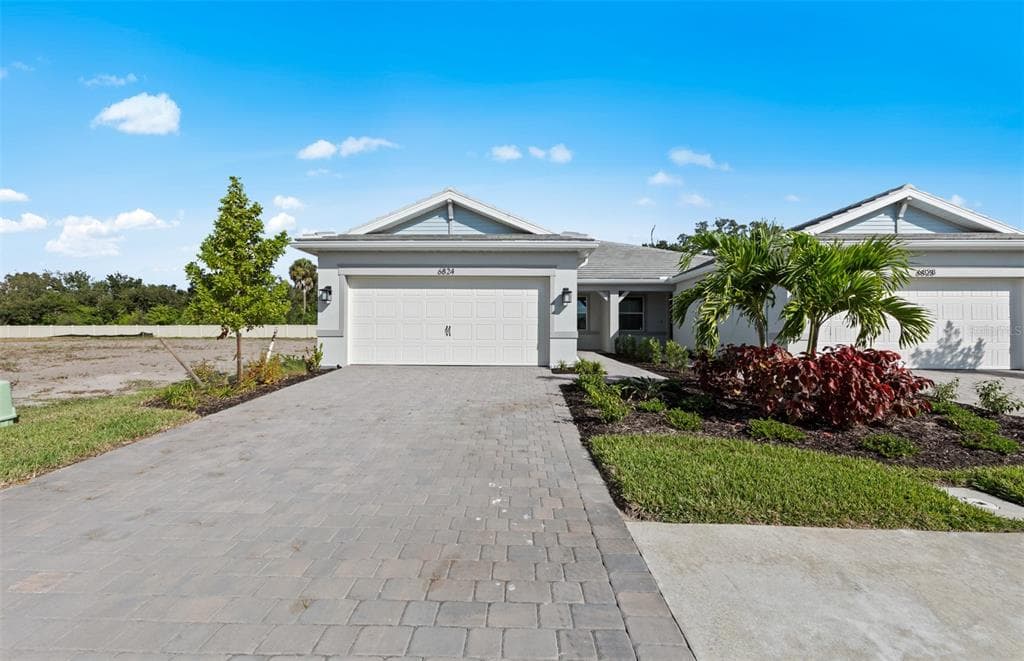 6859 CALI COURT NOKOMIS, FL 34275