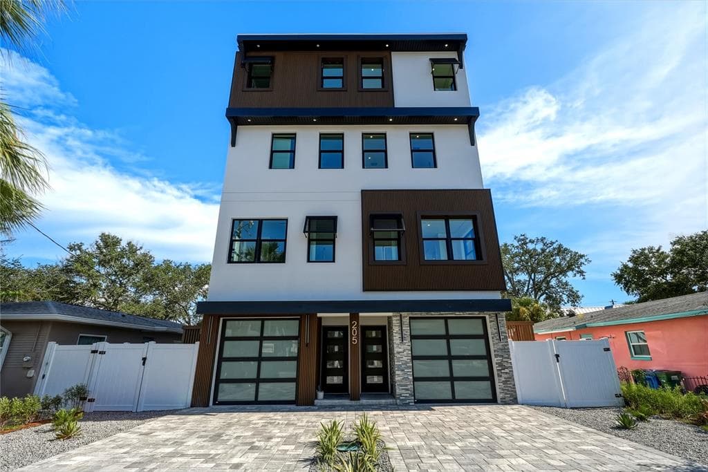 205 BATES AVENUE UNIT A INDIAN ROCKS BEACH, FL 33785