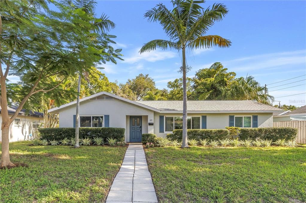 109 34TH AVENUE N ST PETERSBURG, FL 33704