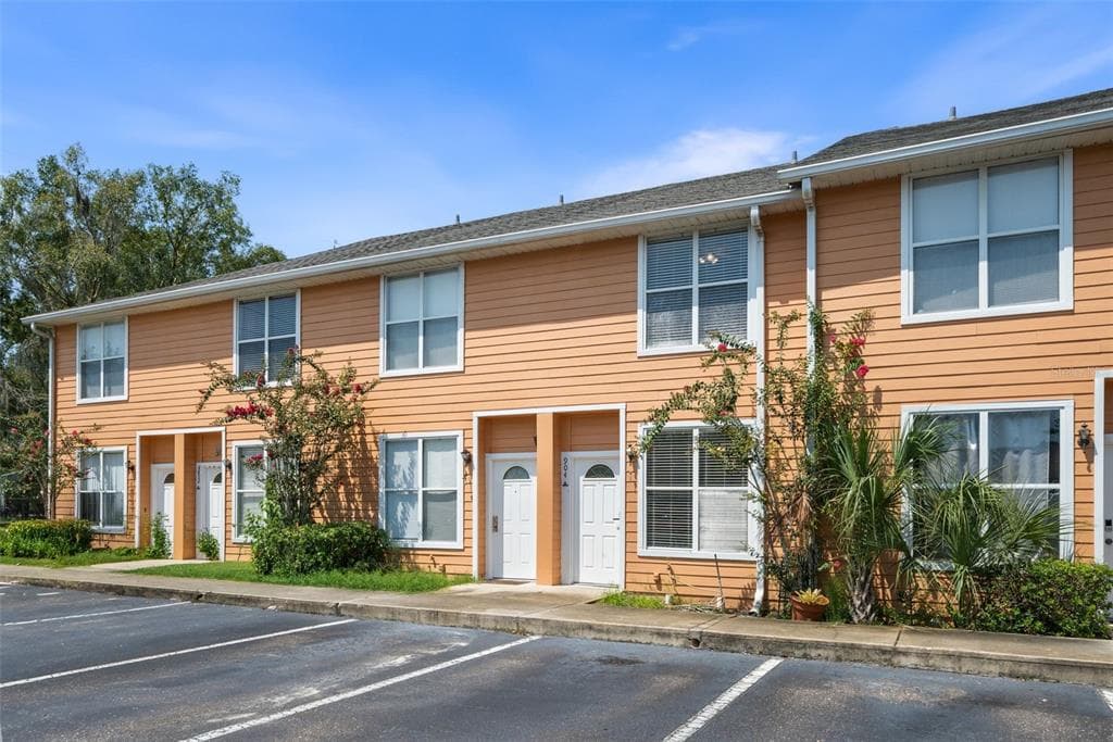 3970 SW 20TH AVENUE UNIT 904 GAINESVILLE, FL 32607