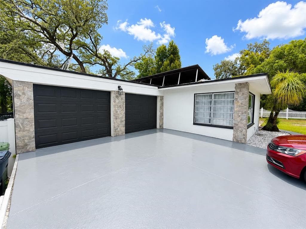 8907 EL PORTAL DRIVE