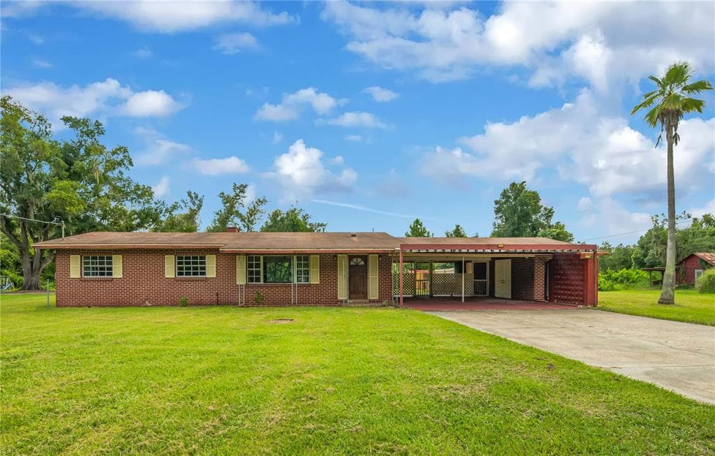 1619 N DOVER ROAD DOVER, FL 33527