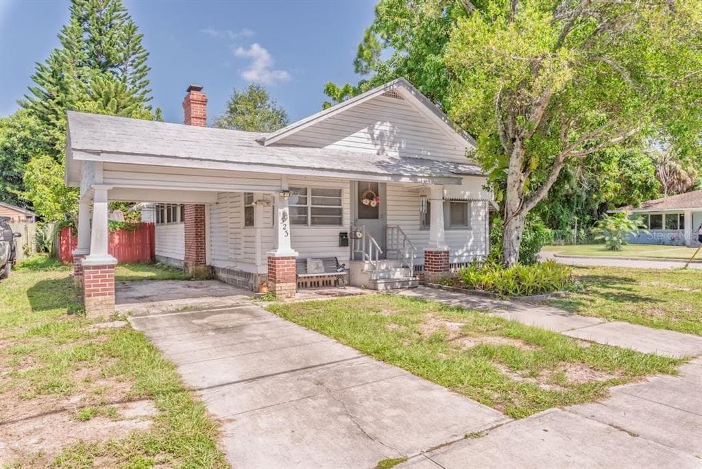 1323 18TH STREET W