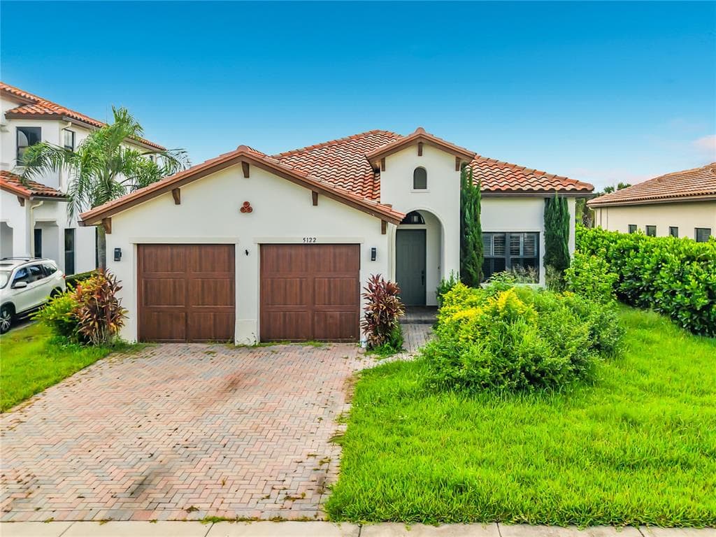 5122 MONZA COURT AVE MARIA, FL 34142