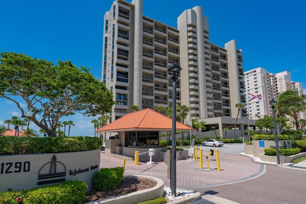 1290 GULF BOULEVARD UNIT 2004 CLEARWATER, FL 33767
