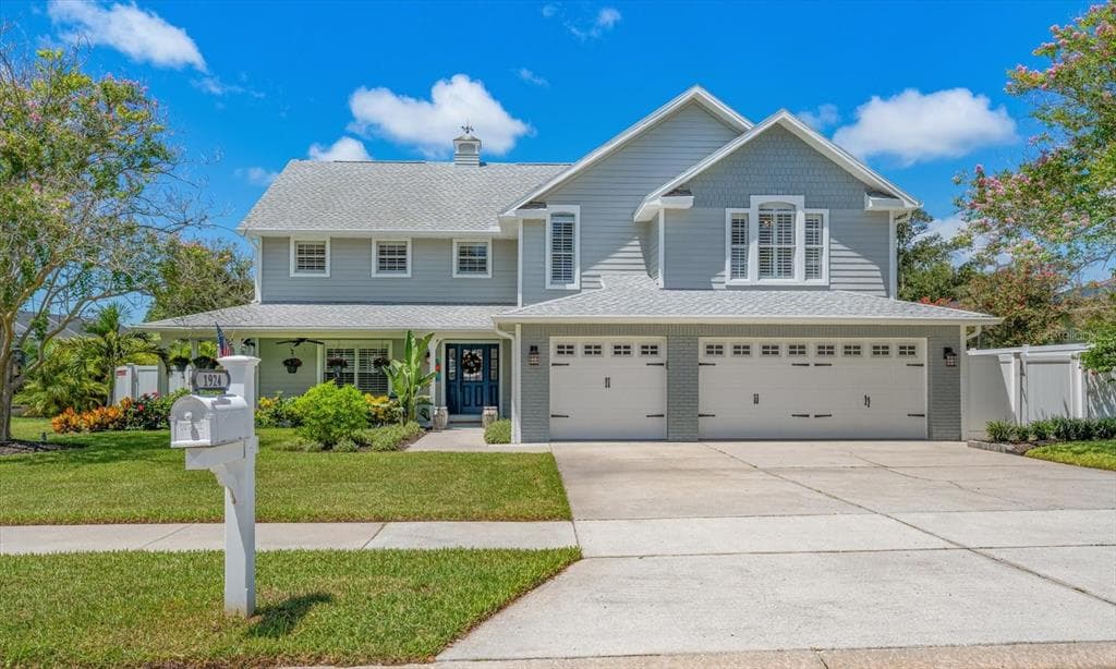 1924 DUNLOE CIRCLE