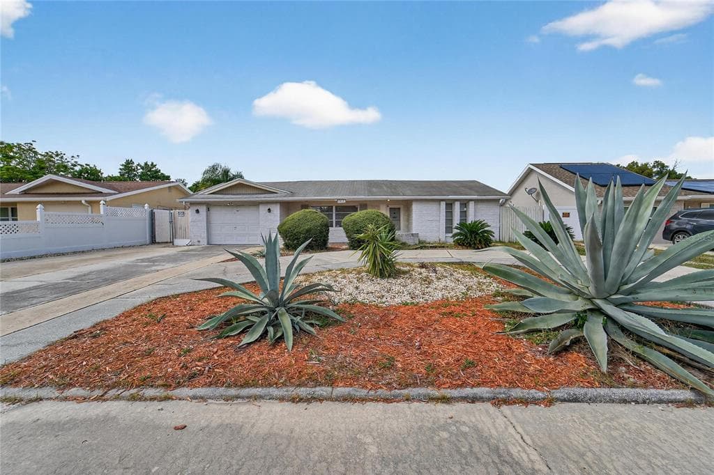 10841 PICCADILLY ROAD PORT RICHEY, FL 34668