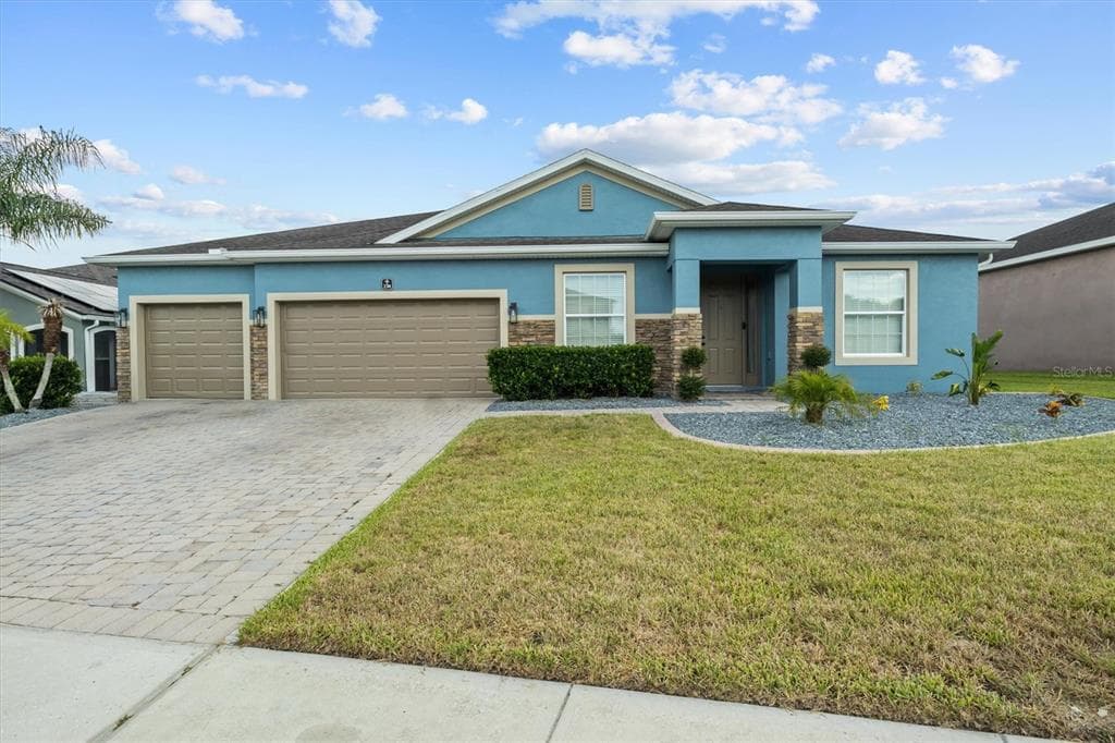230 BROAD STREET WINTER HAVEN, FL 33881