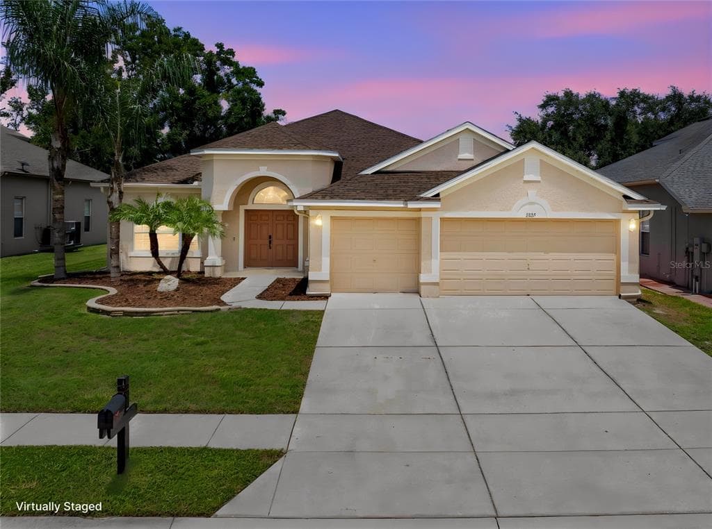 23315 DINHURST COURT LAND O LAKES, FL 34639