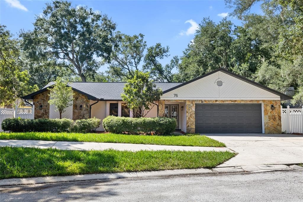 76 BAY WOODS DRIVE SAFETY HARBOR, FL 34695