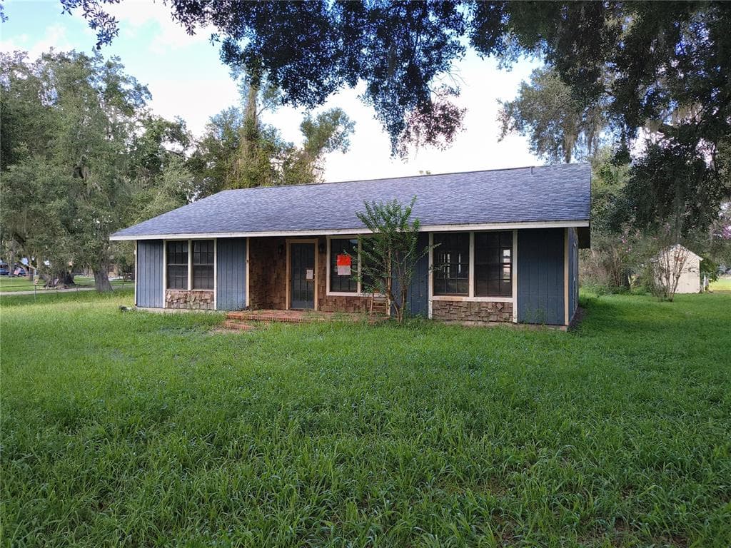5125 LAKEWOOD DRIVE DADE CITY, FL 33523