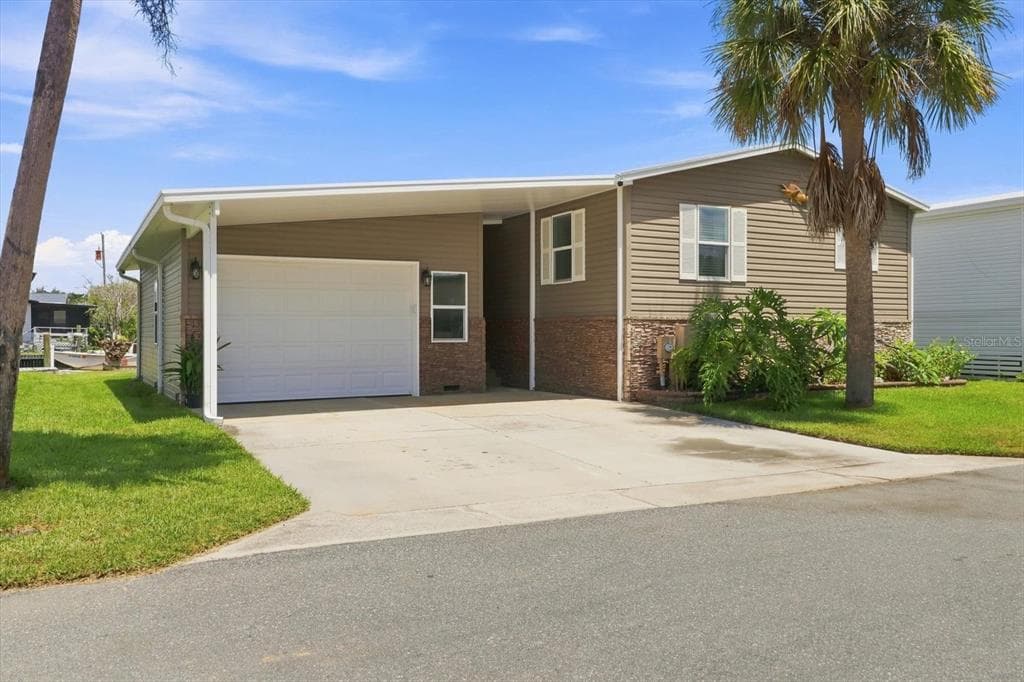11639 W CLEARWATER COURT