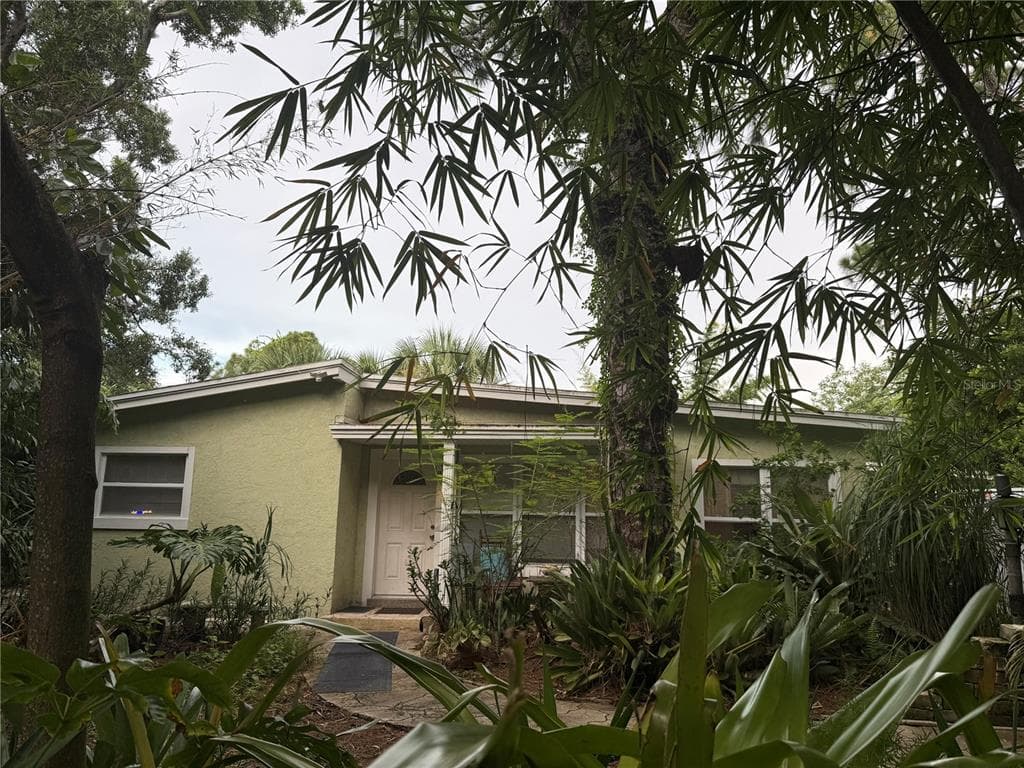 8001 27TH AVENUE N ST PETERSBURG, FL 33710