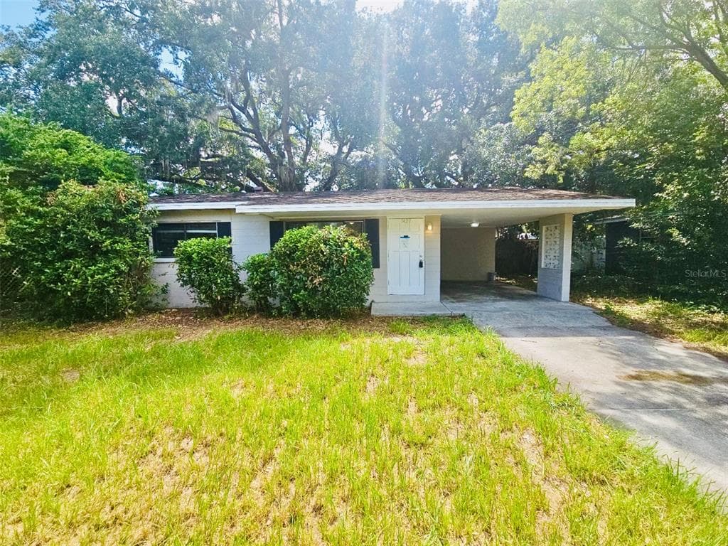 1427 PLEASANT PLACE