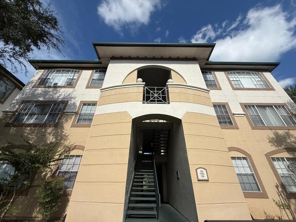 17102 CARRINGTON PARK DRIVE UNIT 332
