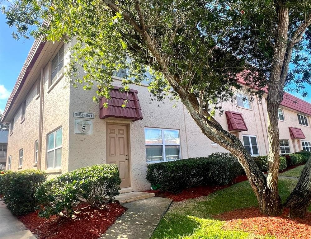 10036 63RD AVENUE N UNIT 23 ST PETERSBURG, FL 33708