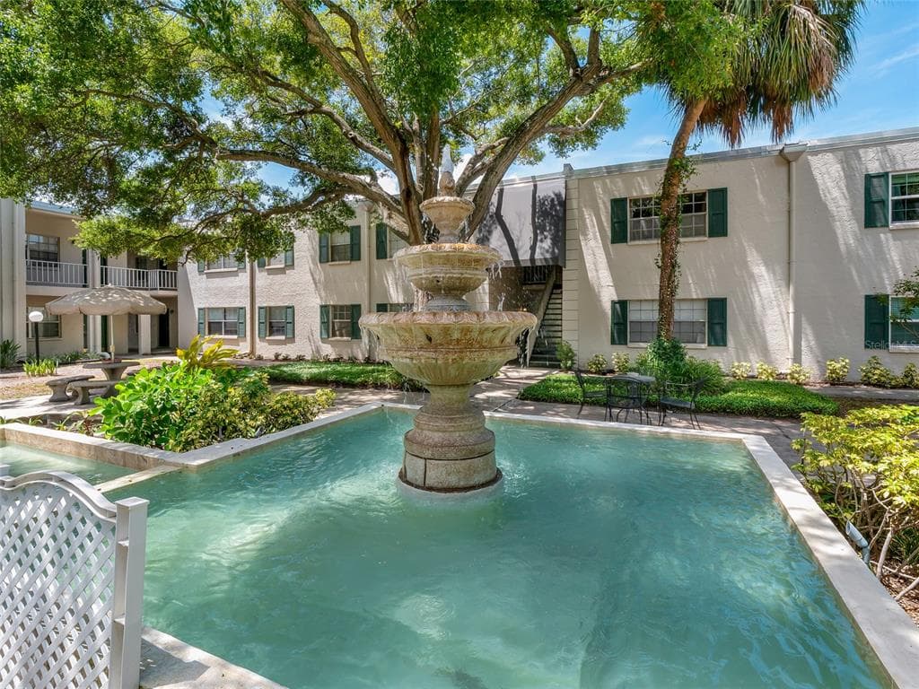 4335 AEGEAN DRIVE UNIT 116A TAMPA, FL 33611