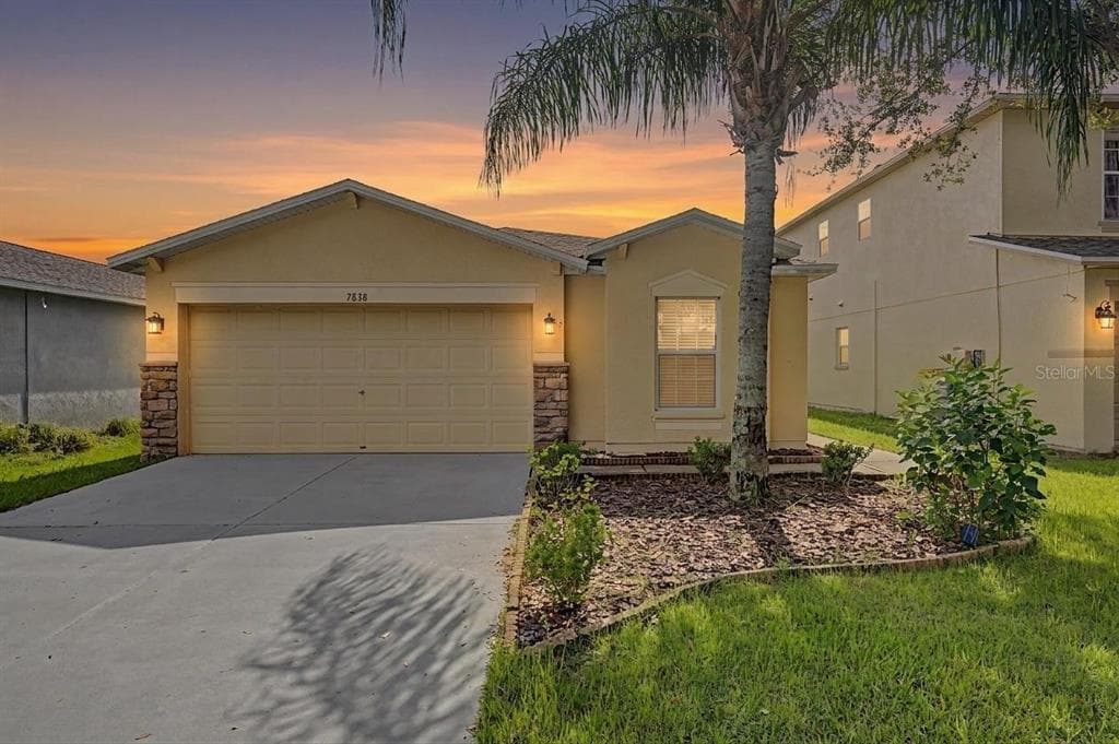 7838 CARRIAGE POINTE DRIVE GIBSONTON, FL 33534