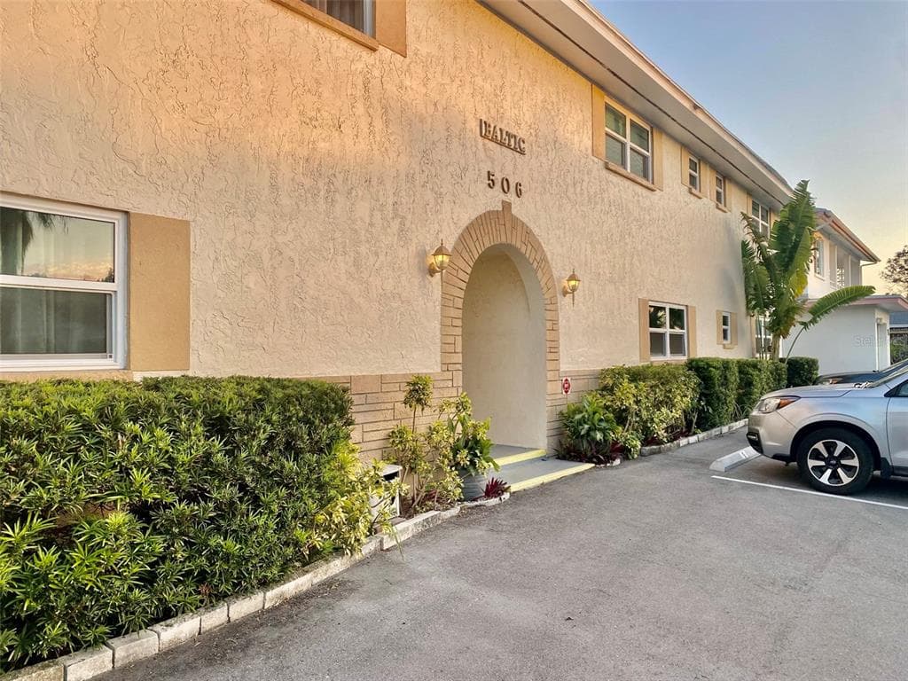 506 71ST AVENUE UNIT 4