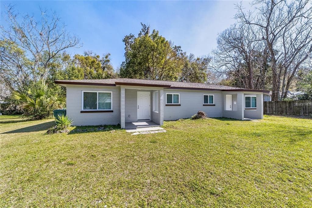 1135 NE 9TH AVENUE OCALA, FL 34470