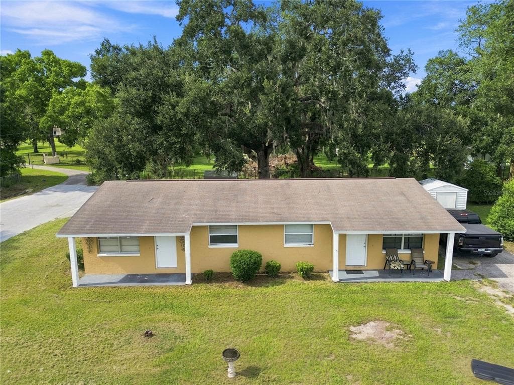 5450 & 5452 LISA CIRCLE ZEPHYRHILLS, FL 33542