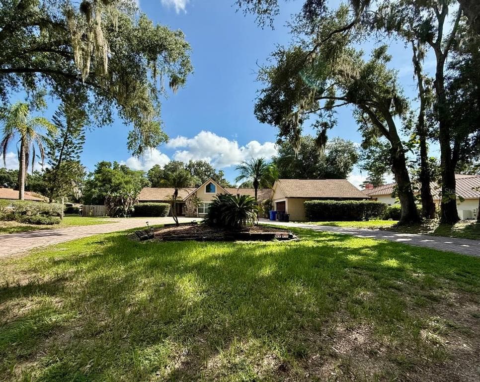 1103 BALLINGER ROAD LUTZ, FL 33548