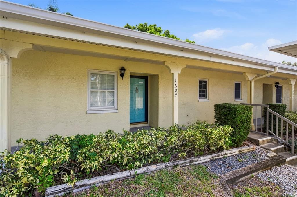 2465 NORTHSIDE DRIVE UNIT 1604 CLEARWATER, FL 33761