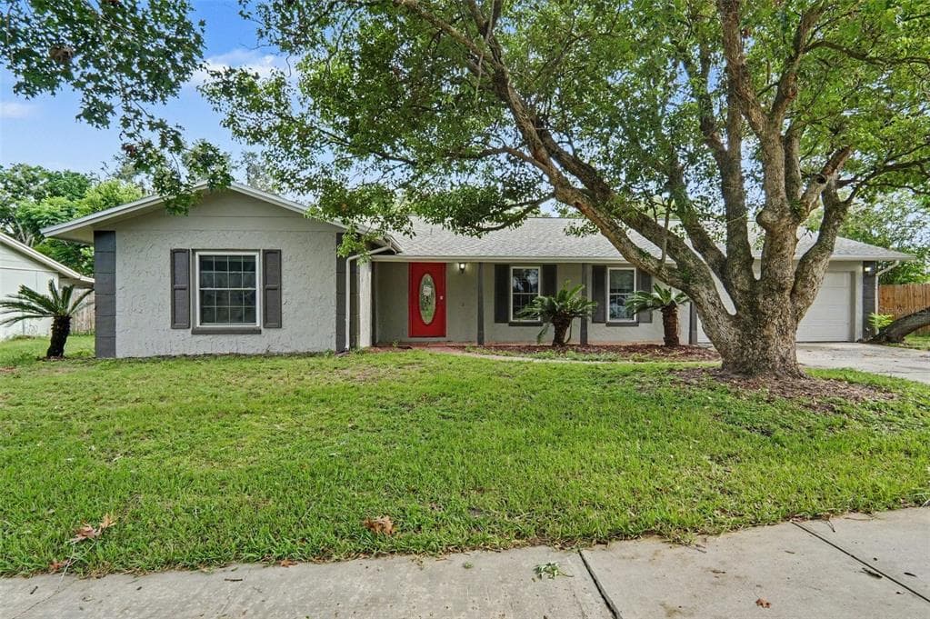 960 APPLE LANE ALTAMONTE SPRINGS, FL 32714