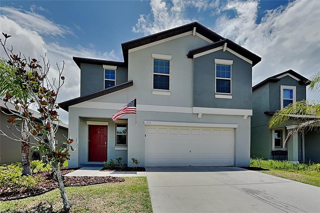 4906 WHITE CHICORY DRIVE APOLLO BEACH, FL 33572