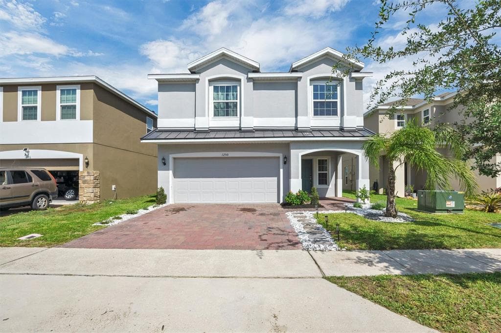 1250 ISLAND SLOUGH LANE DAVENPORT, FL 33837