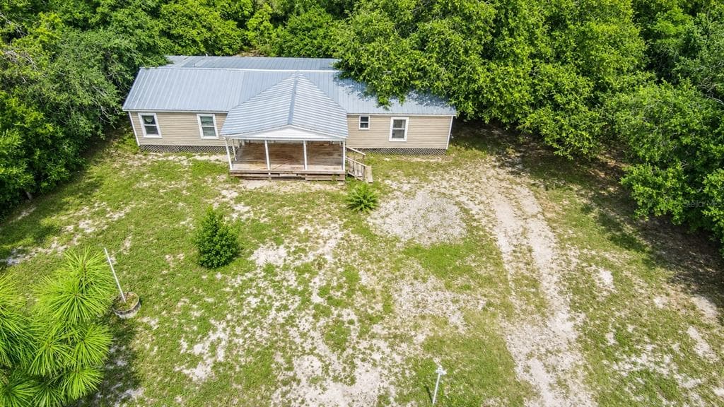 42135 PINE VALLEY DRIVE PAISLEY, FL 32767