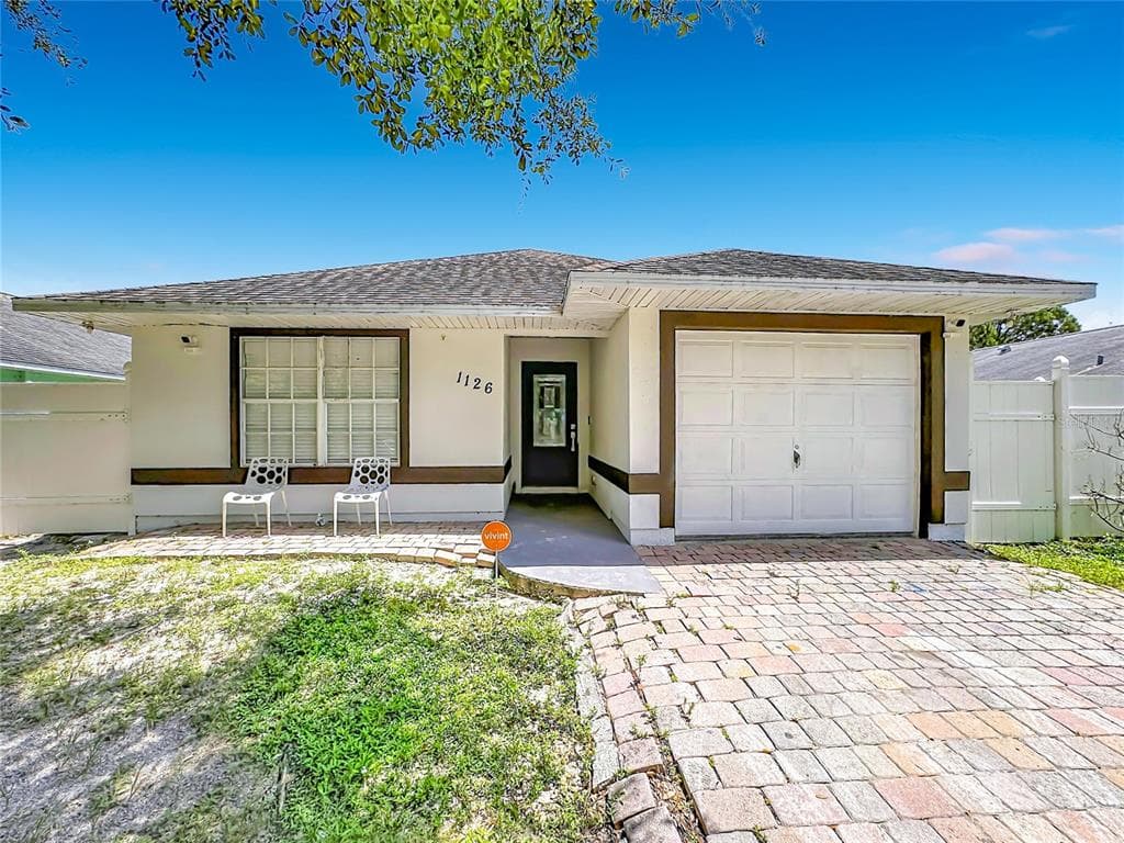 1126 15TH AVENUE SW VERO BEACH, FL 32962