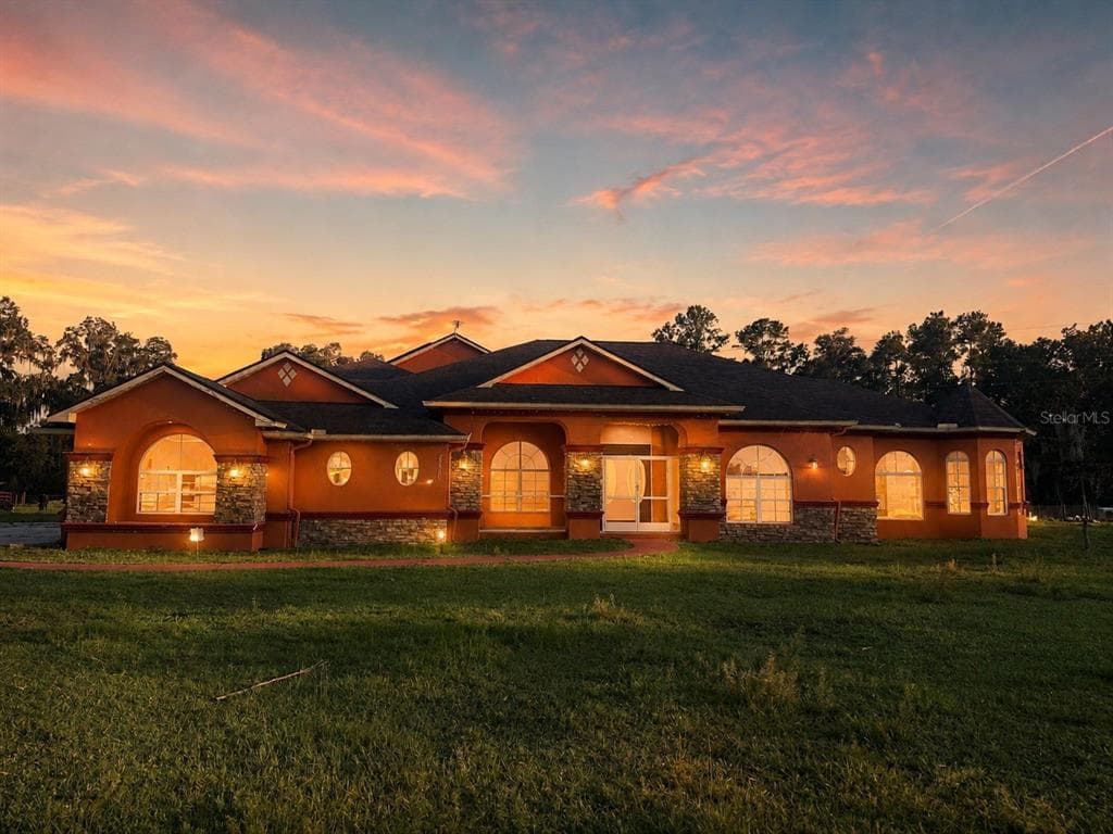 25406 LADYHAWK LANE BROOKSVILLE, FL 34601