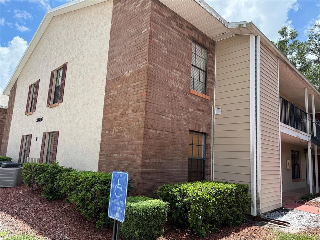 21026 VOYAGER BOULEVARD UNIT 4