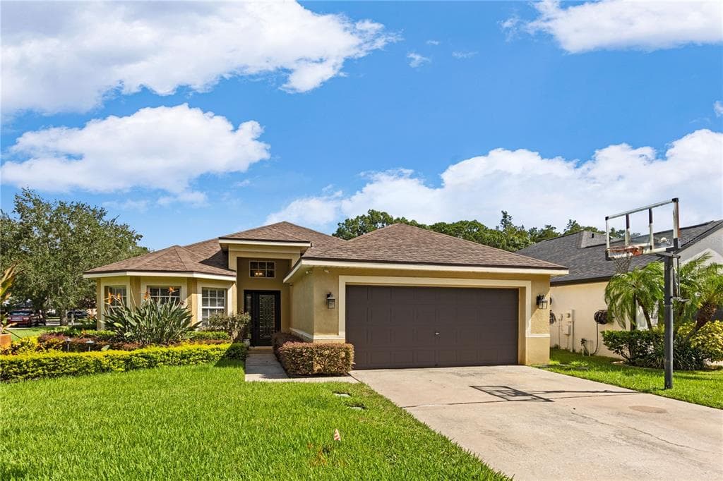 4627 WHISPERING WIND AVENUE TAMPA, FL 33614