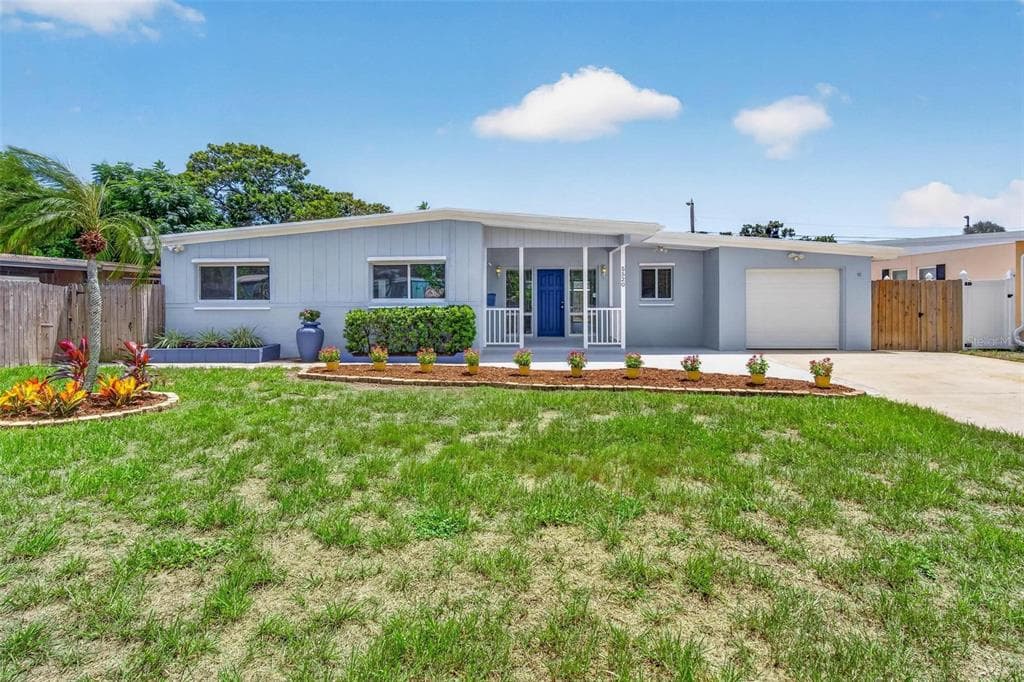 5520 8TH AVENUE N ST PETERSBURG, FL 33710