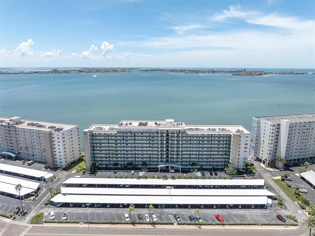6020 SHORE BOULEVARD S UNIT 412