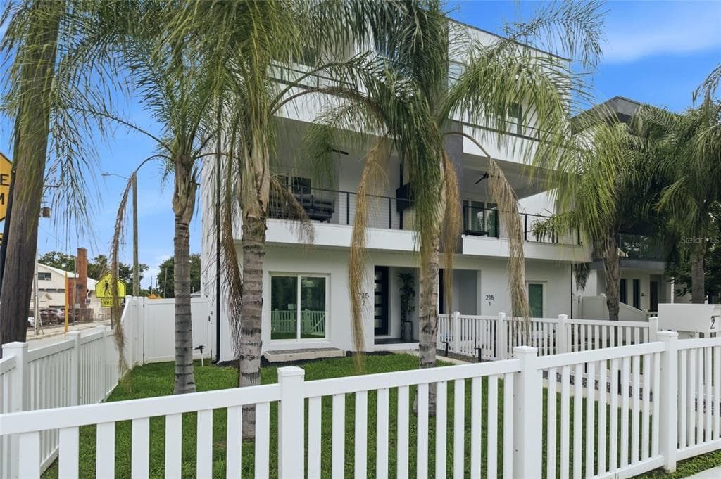 215 W COLUMBUS DRIVE UNIT 2
