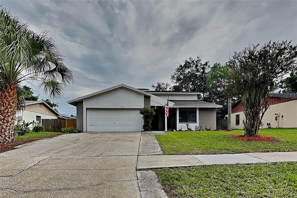 1311 CORNER OAKS DRIVE BRANDON, FL 33510