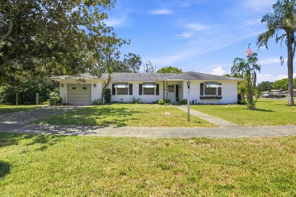 7222 HOLIDAY DRIVE SPRING HILL, FL 34606
