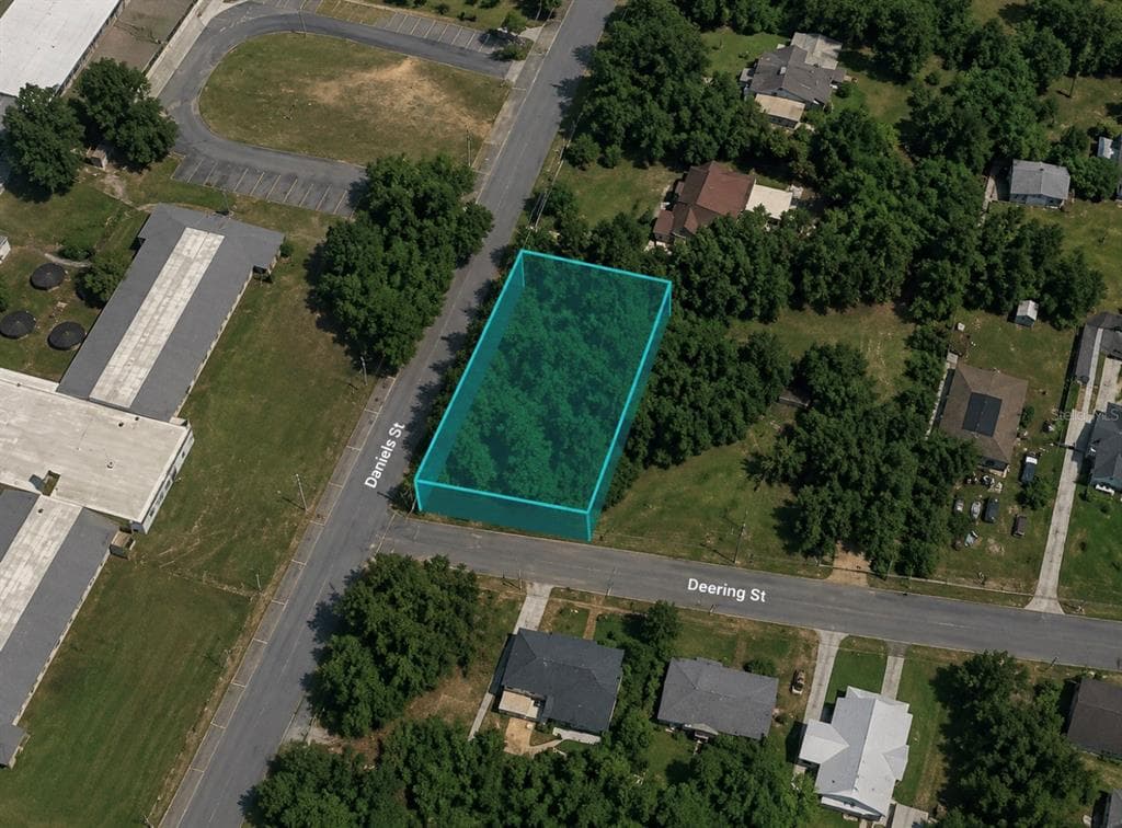 DEERING STREET MARIANNA, FL 32446