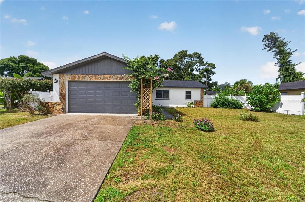 4317 TROUT DRIVE SE ST PETERSBURG, FL 33705